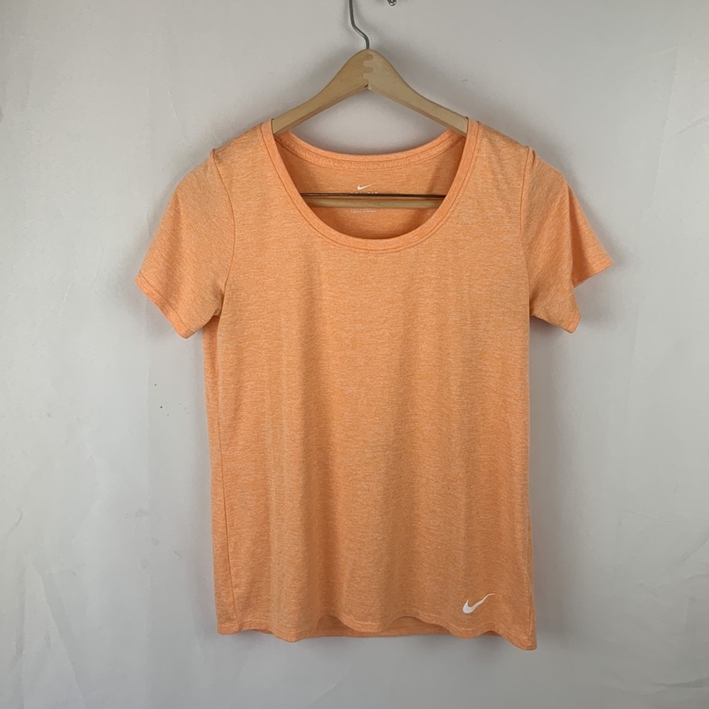 Nike Dri-Fit T Shirt Size Medium Orange/Pink Color